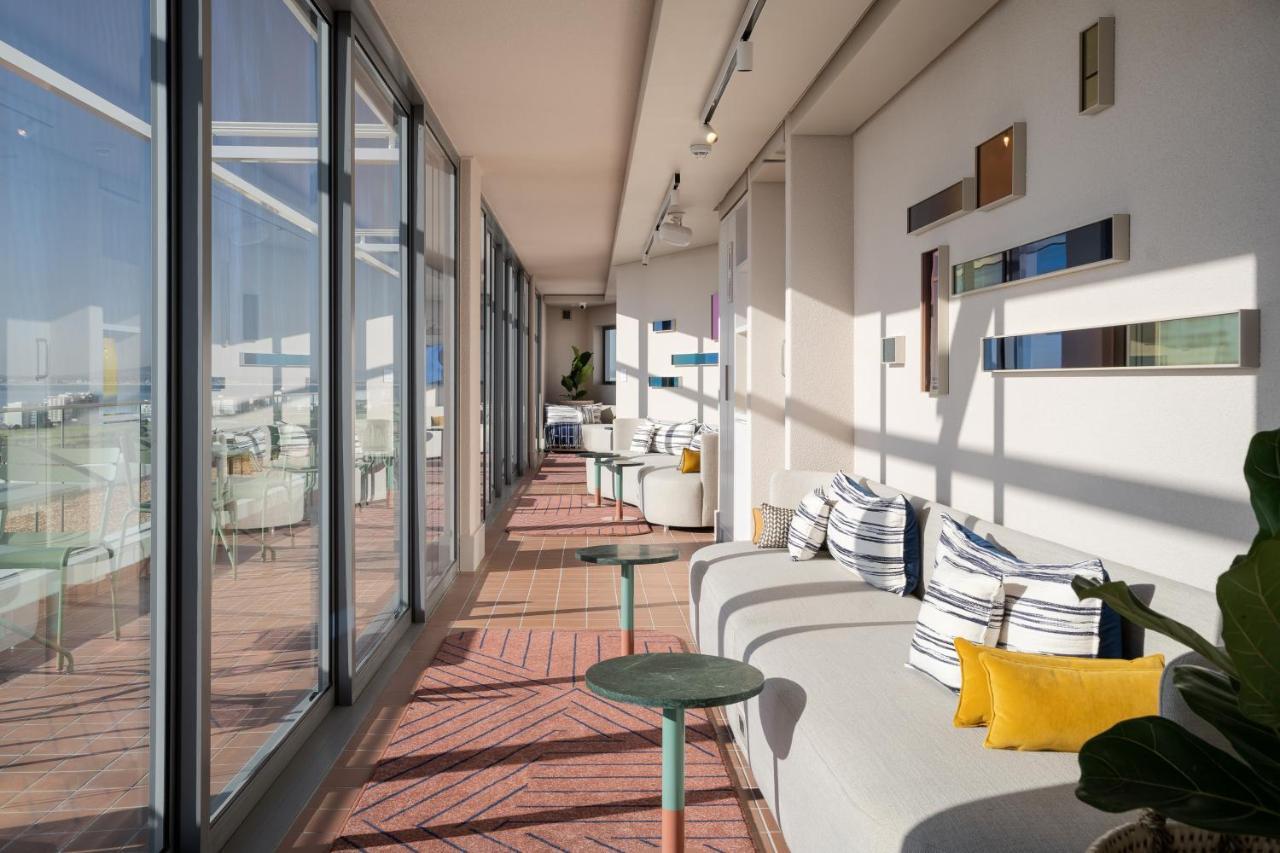 Sea Point Hotel